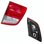 INNER TAIL LIGHT LEFT HAND SIDE FOR NISSAN MAXIMA A33 1999-2002