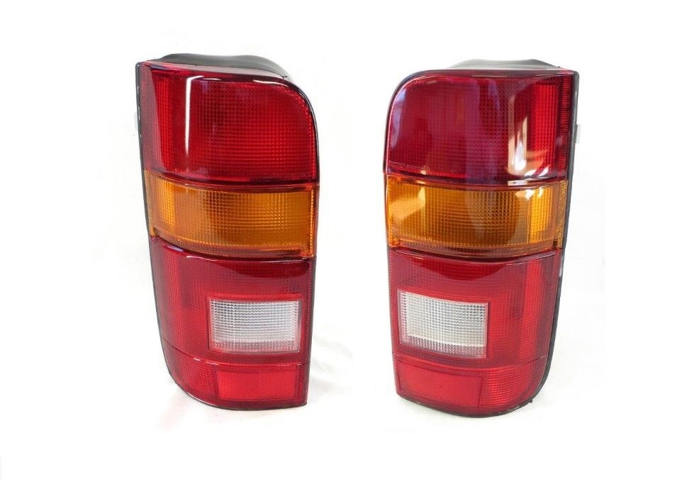 Hiace van RZH tail lights 89-04 (pair) for Toyota