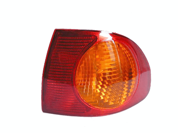 TAIL LIGHT RIGHT HAND SIDE FOR TOYOTA COROLLA AE112 1998-2001