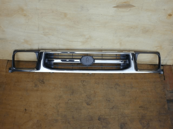 FRONT GRILLE FOR TOYOTA HILUX LN169 1997-2001