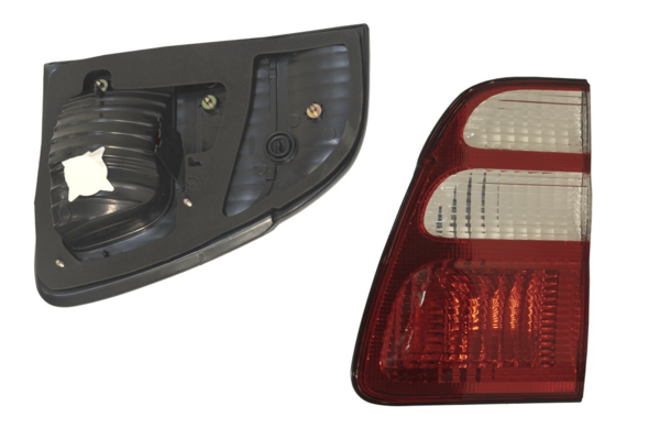 INNER TAIL LIGHT RIGHT HAND SIDE FOR TOYOTA LANDCRUISER 100 SERIES 2002-2005