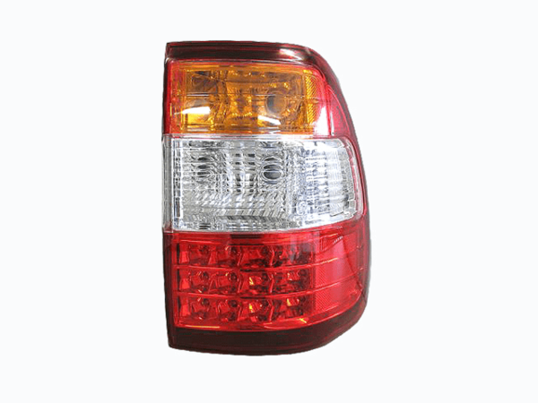 OUTER TAIL LIGHT RIGHT HAND SIDE FOR TOYOTA LANDCRUISER 100 SERIES 2005-2007